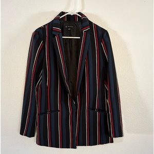 Beautiful slightly oversized blazer